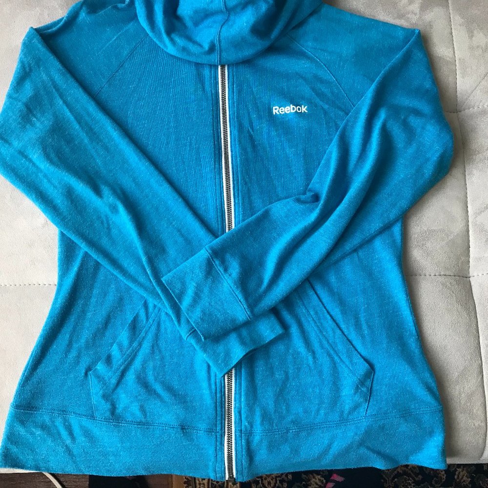 Reebok Lightweight Zip top